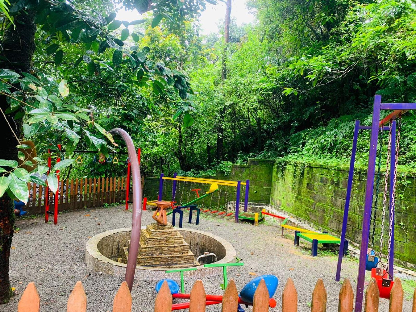 The Mountain Shades Resort Madikeri Eksteriør billede